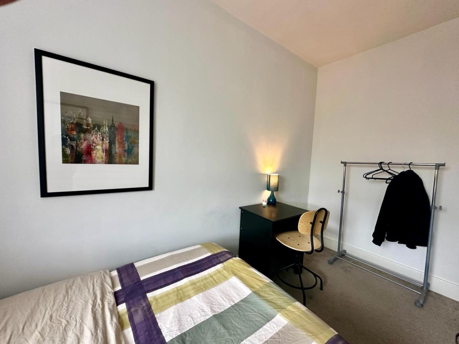Whitechapel Station Rooms Londra Dış mekan fotoğraf